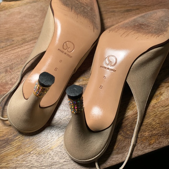 ST John made in Italy, beige sling back shoes. Size 6 - Picture 3 of 7